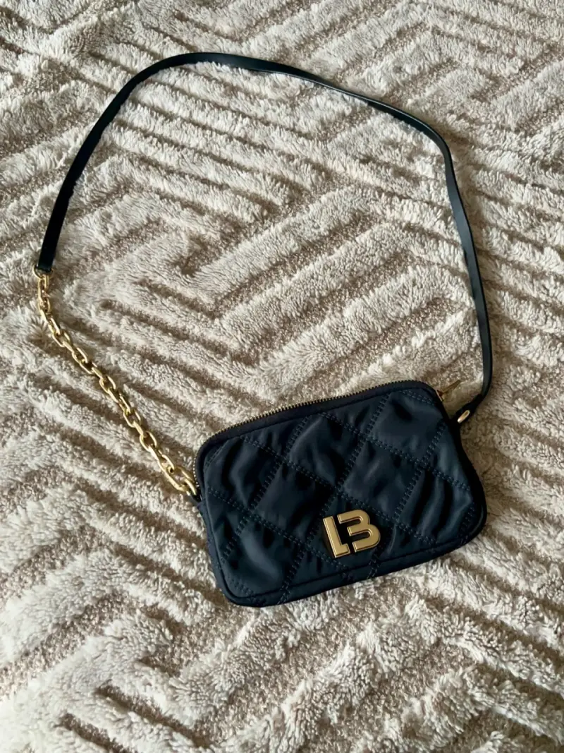 Cartera pequeña alcolchada negra Bimba y Lola - 1