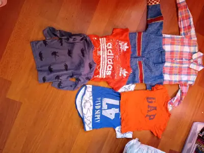 Pijamas de bebé con diseño de autos - miniatura 3