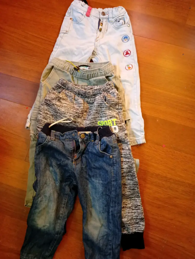 Pijamas de bebé con diseño de autos - 5