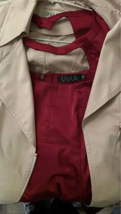 Abrigo beige marca Liola con cierre talla 40 - miniatura 5