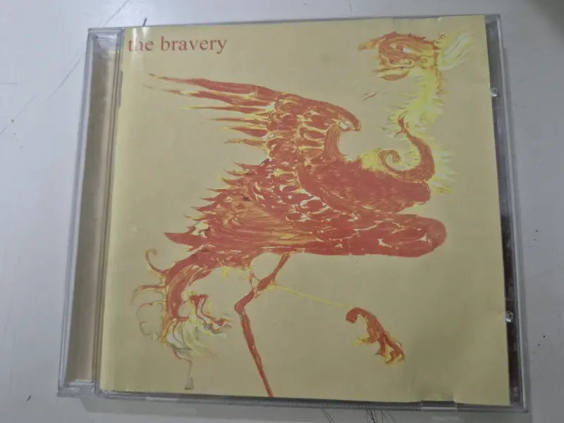 CD de música The Bravery en buen estado