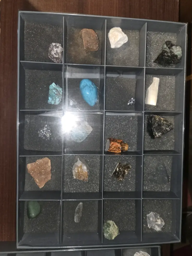 Colección de minerales y piedras preciosas - 3
