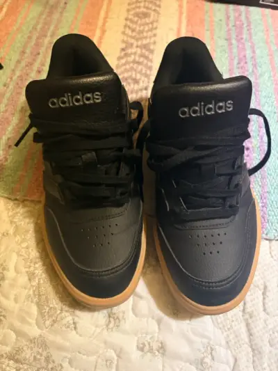 Zapatillas Adidas negras deportivas - miniatura 1
