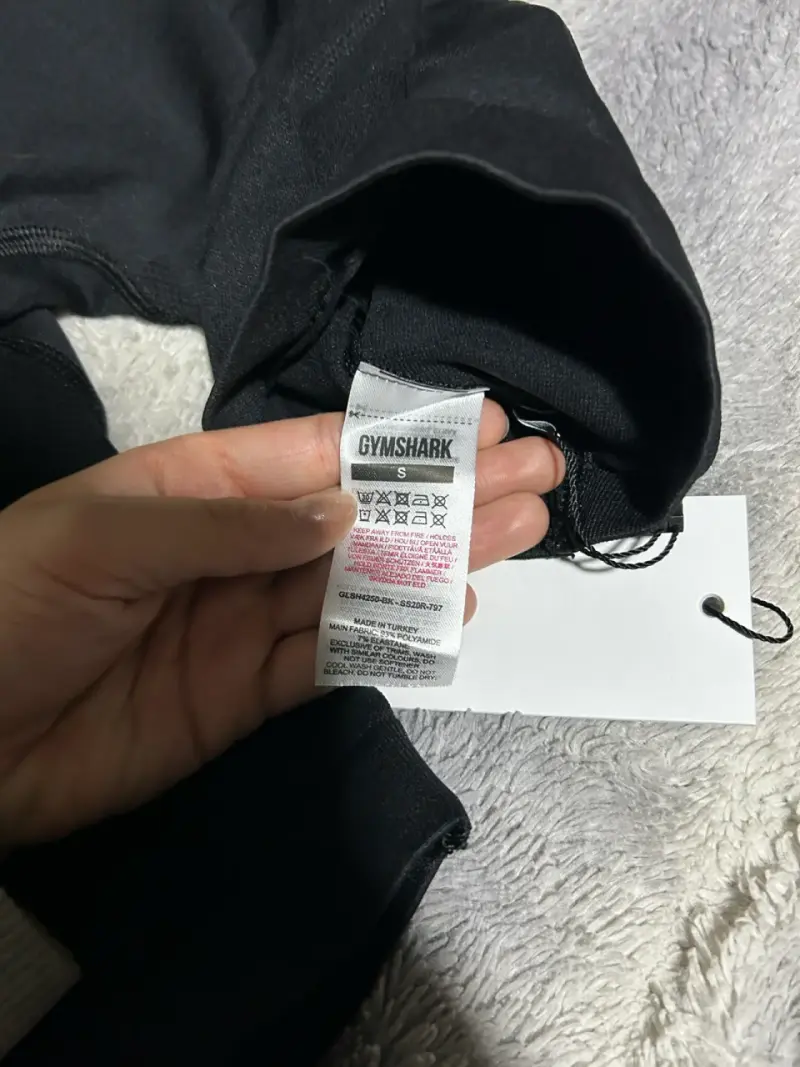 Shorts deportivos Gymshark negros - 3