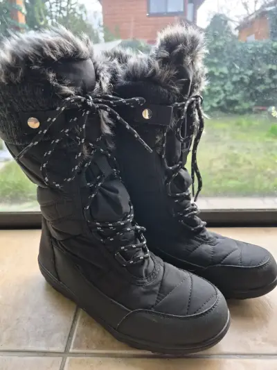Botas de invierno negras con forro de piel - miniatura 3