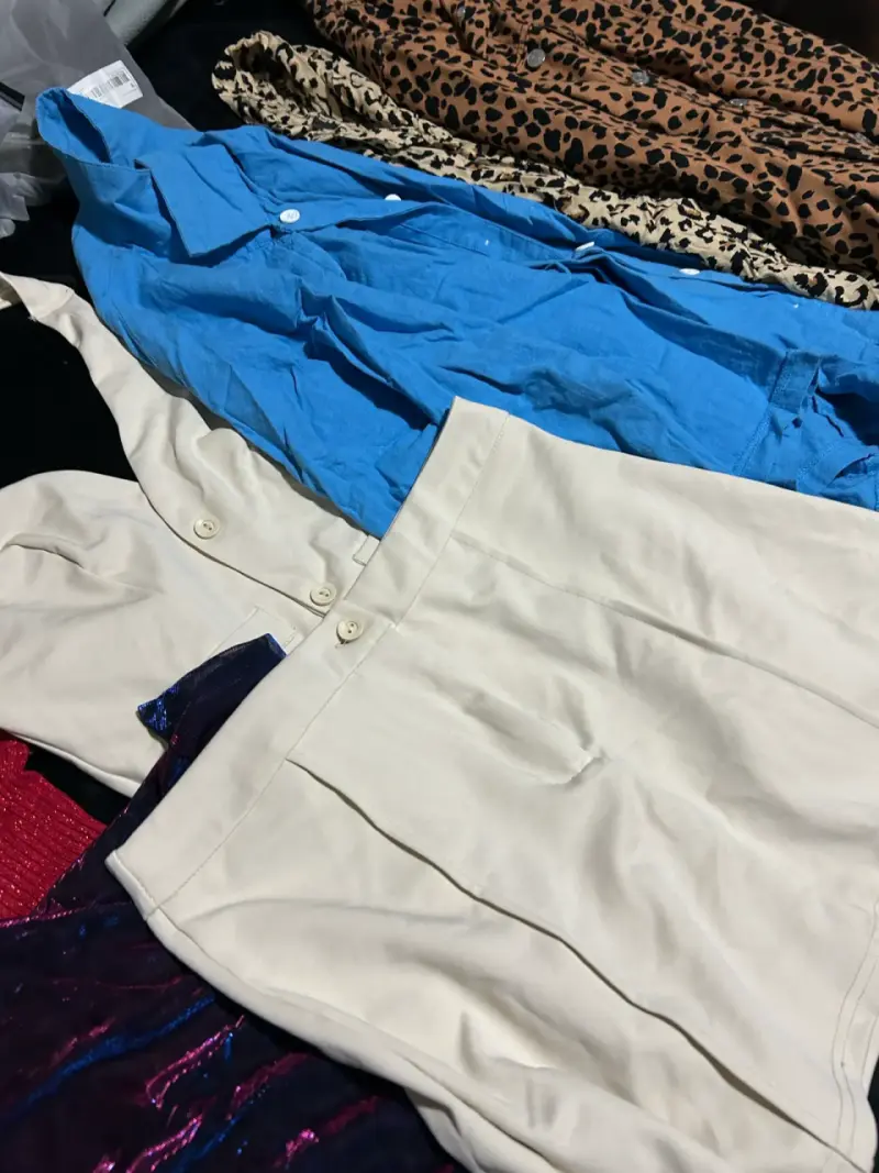 Lote de ropa variada para mujer - 2
