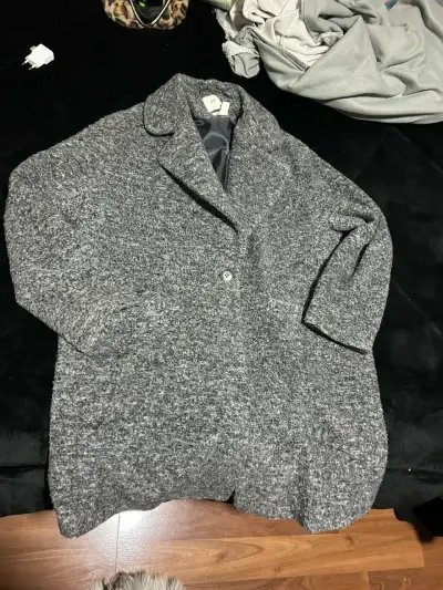 Abrigo gris de lana H&M para mujer - miniatura 1