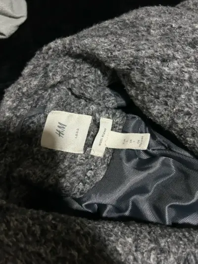 Abrigo gris de lana H&M para mujer - miniatura 2