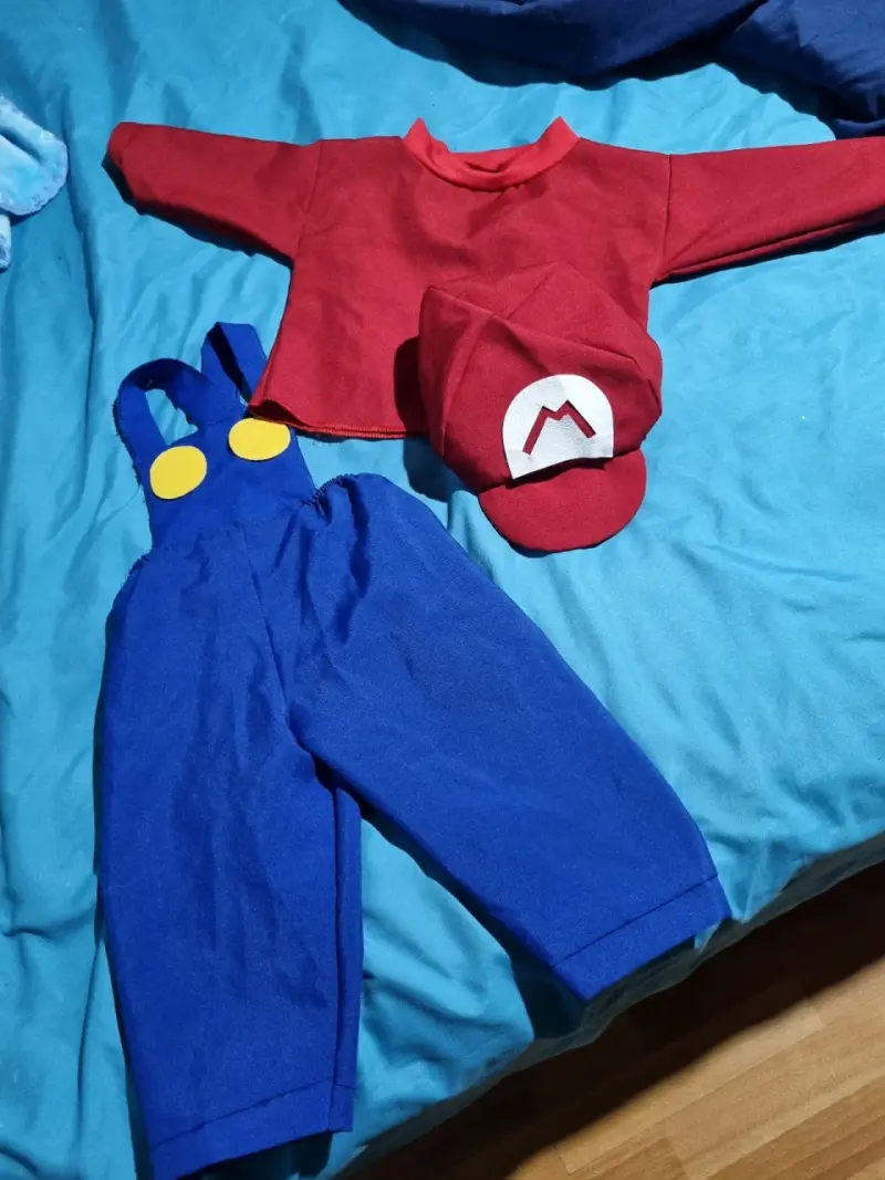 Disfraz infantil de fontanero rojo y azul