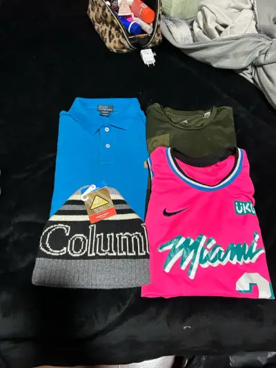 Lote de ropa de hombre - miniatura 2