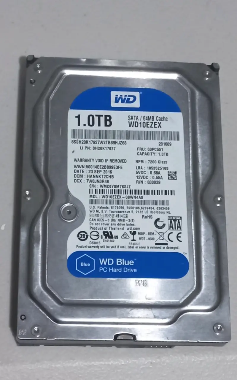 Disco duro 1TB (HDD) - 1