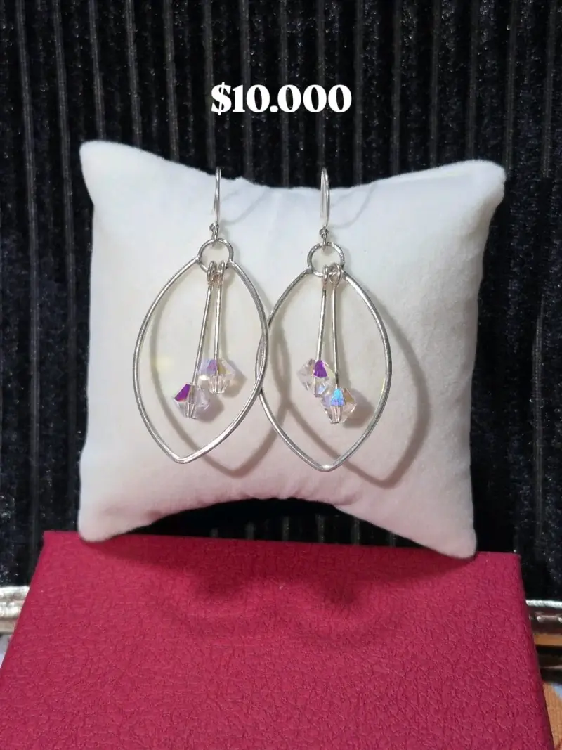 Aros colgantes de plata con cristales