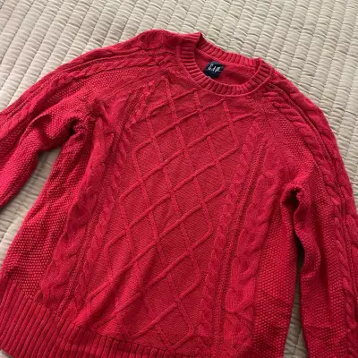 Suéter rojo GAP de lana para mujer - miniatura 2