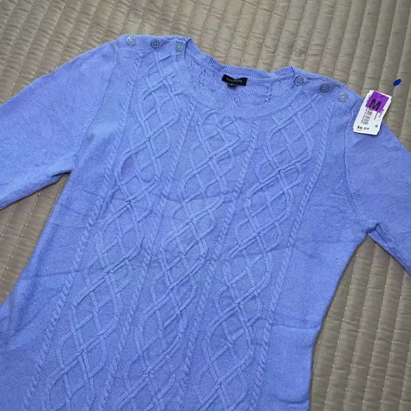 Suéter azul con diseño trenzado para mujer - 1