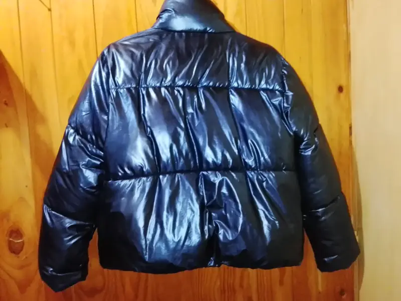 Chaqueta acolchada azul metalizada para invierno - 2