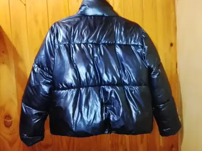 Chaqueta acolchada azul metalizada para invierno - miniatura 2