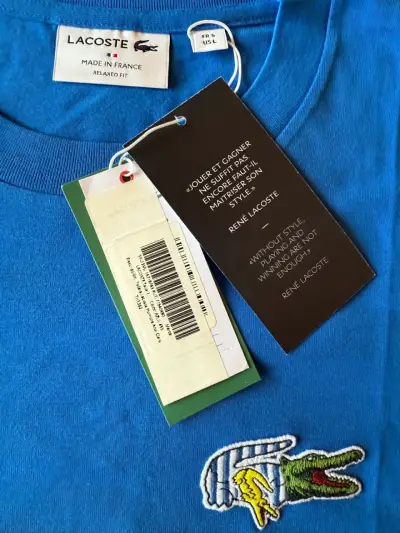 Polera Lacoste azul con logo bordado - miniatura 6
