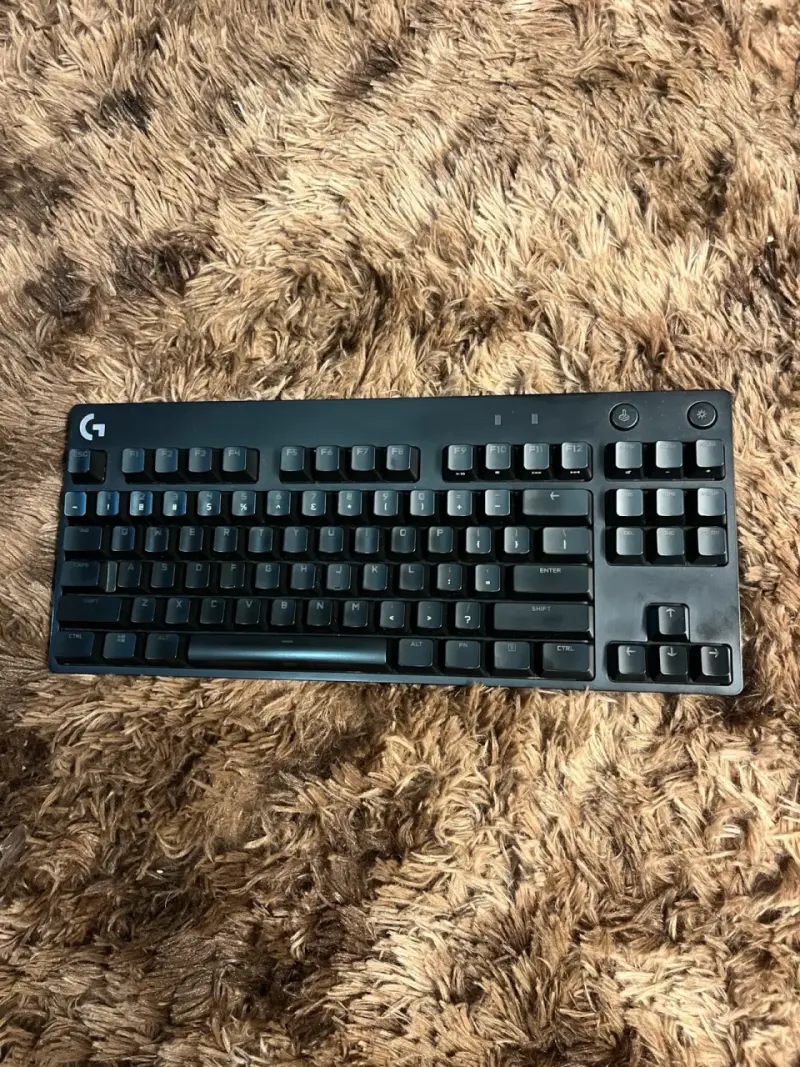 Logitech G Pro TKL - 3