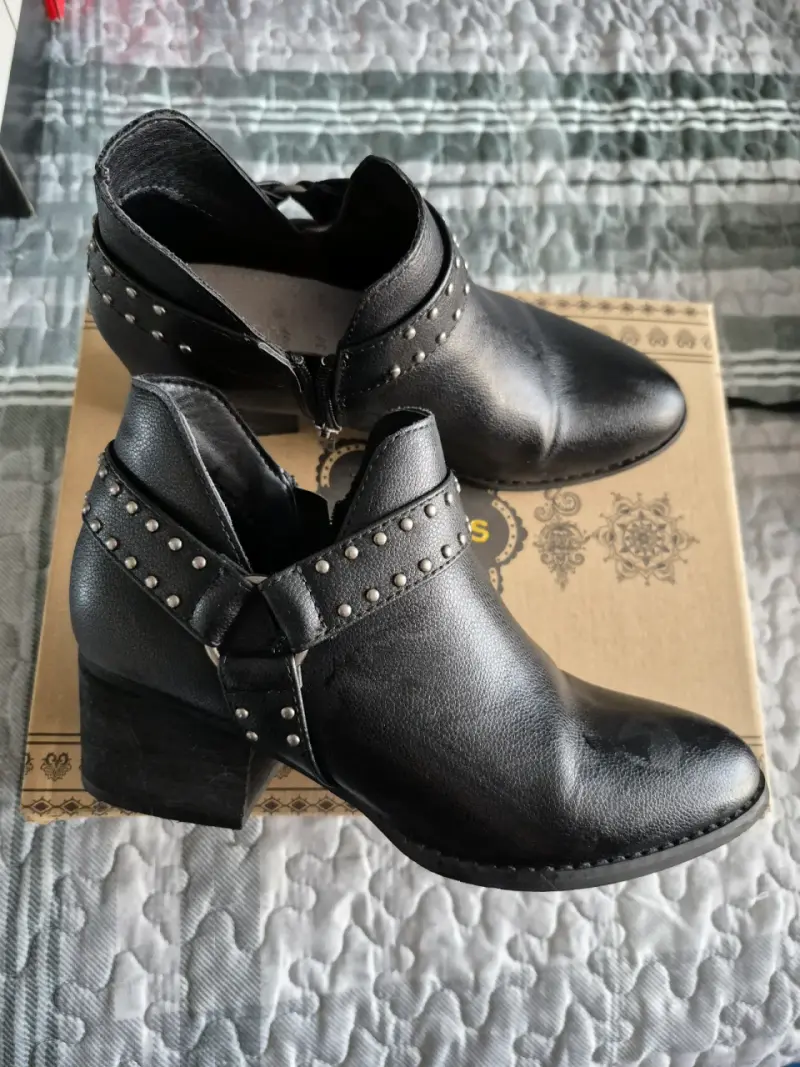 Botines taco medio excelente estado. - 1