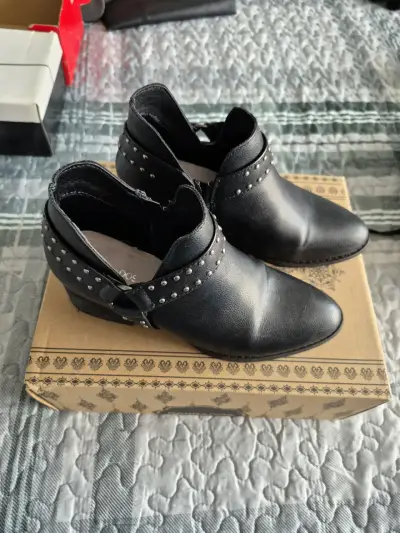 Botines taco medio excelente estado. - miniatura 2