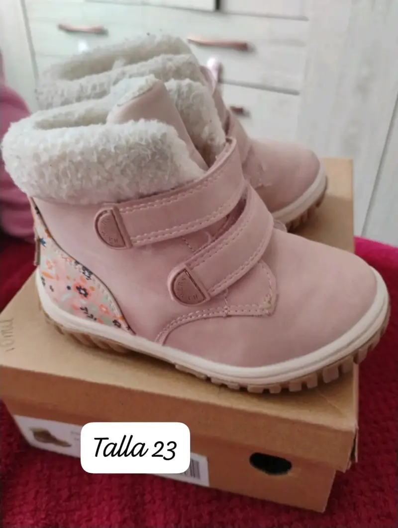 Botin infantil niña / Talla 23