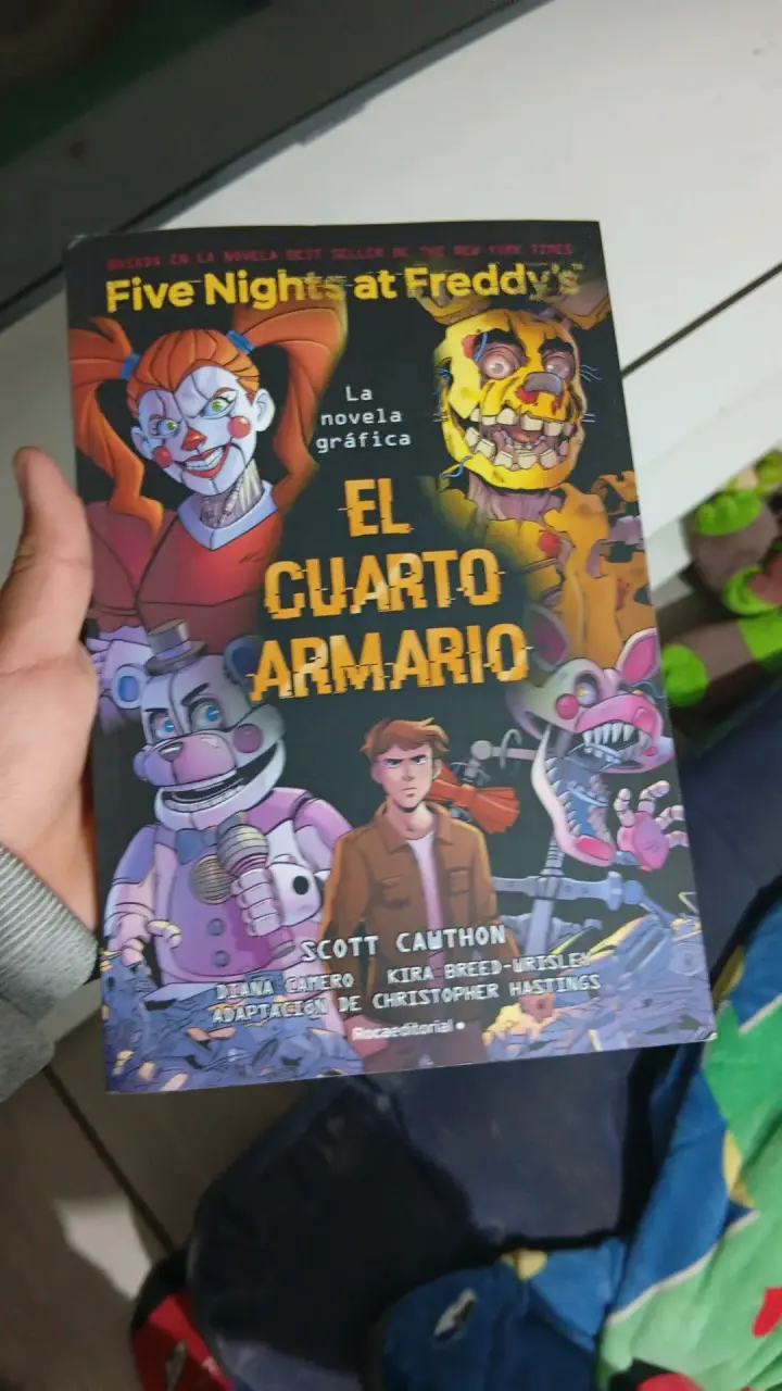 Novela gráfica Five Nights at Freddy's: El Cuarto