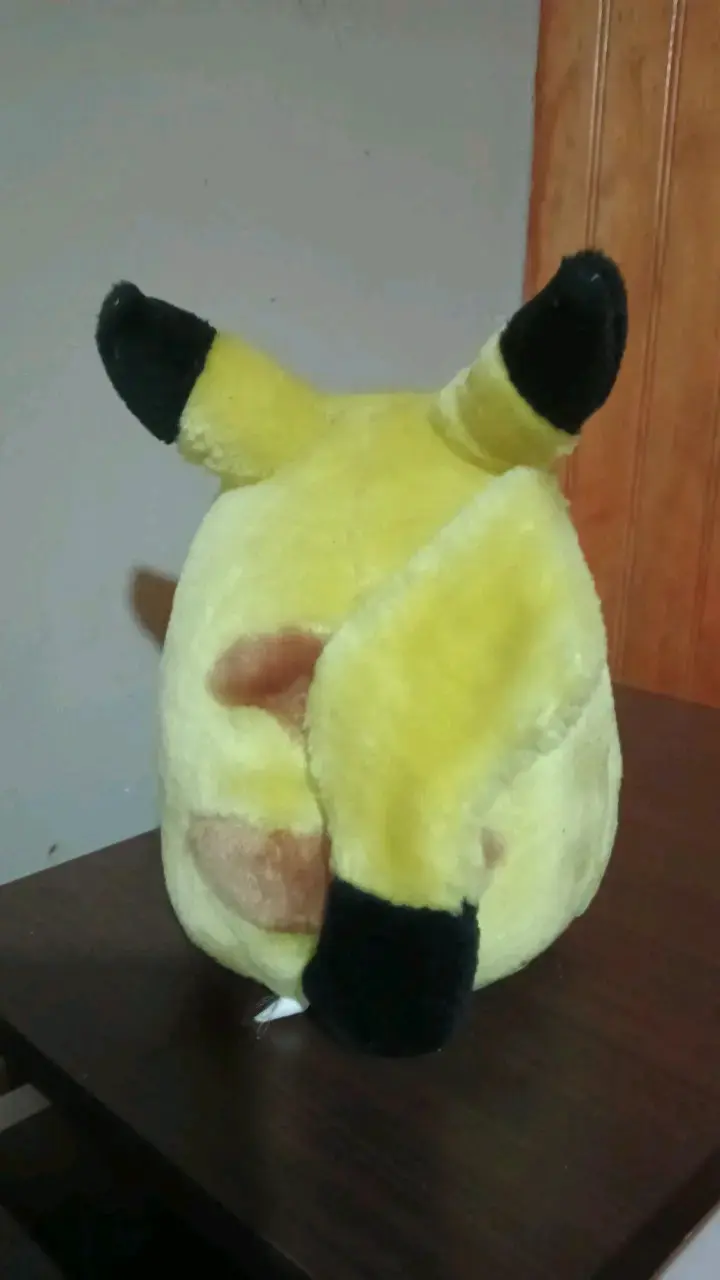 Peluche Pikachu - 2