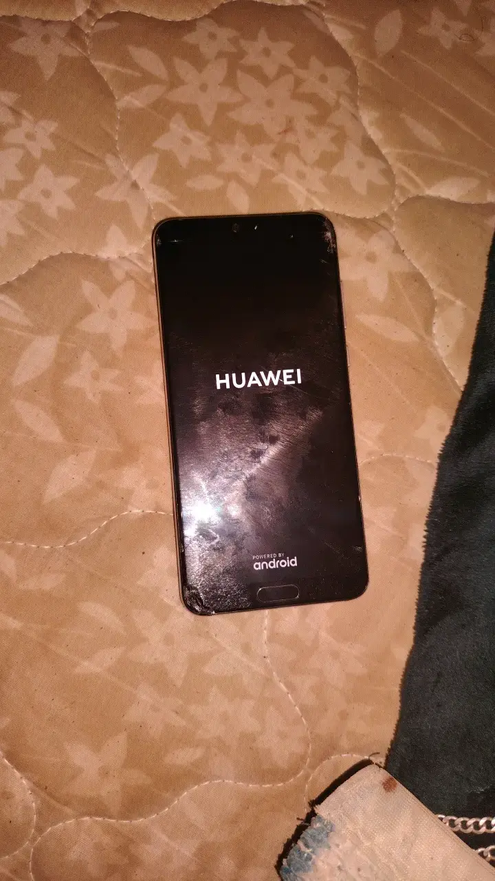 Huawei smartphone con triple cámara Leica - 3
