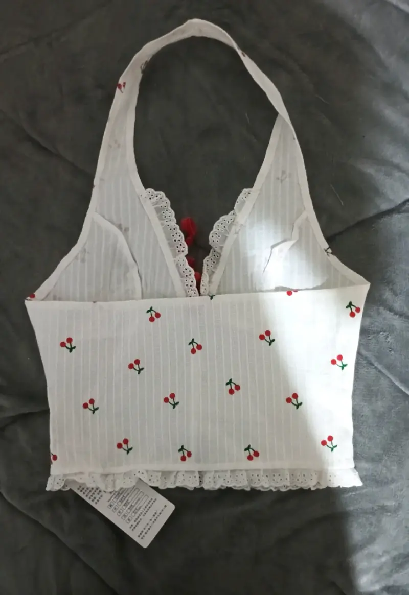 Top blanco con cerezas y encaje - 2