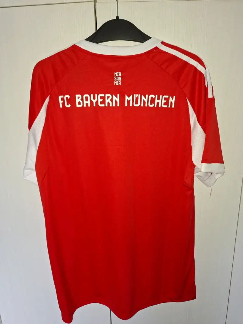 Camiseta Bayern Munich talla L - 2