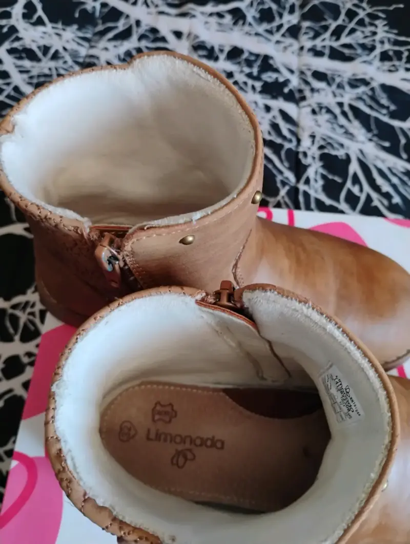 Botas de cuero marrón con lazo para niña - 2