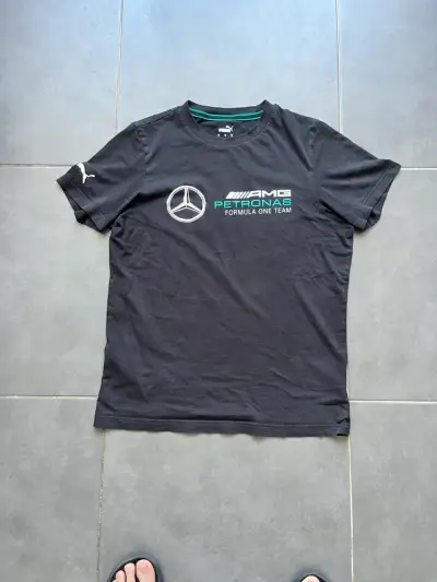Polera Puma Mercedes AMG Petronas negra - miniatura 1