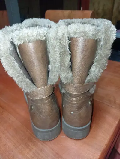 Botas de cuero marrón con forro de lana (chiporro) - miniatura 5
