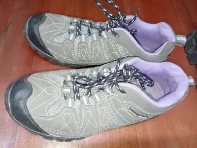 Zapatillas de trekking gris para mujer - miniatura 2