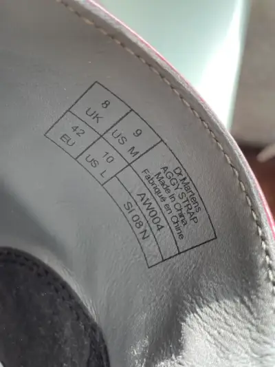 Botines  Dr. Martens de cuero burdeos con hebillas - miniatura 4