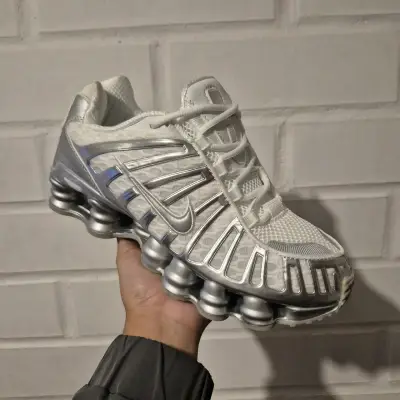 Zapatillas deportivas plateadas Nike Shox TL - miniatura 2
