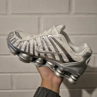 Zapatillas deportivas plateadas Nike Shox TL - miniatura 4