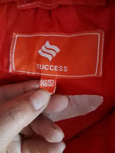 Chaqueta deportiva roja para niño - miniatura 3