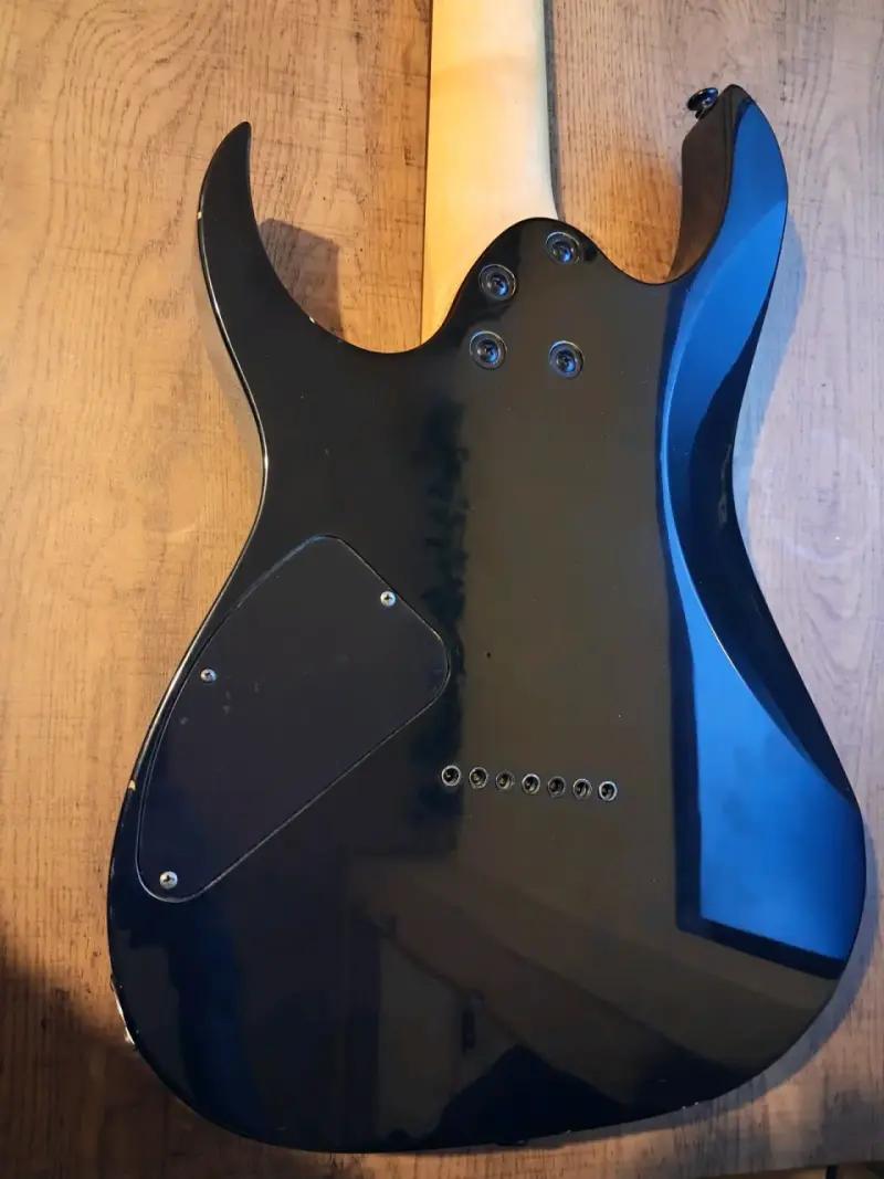 Guitarra eléctrica Ibanez GRG7221BK 7 cuerdas - 2