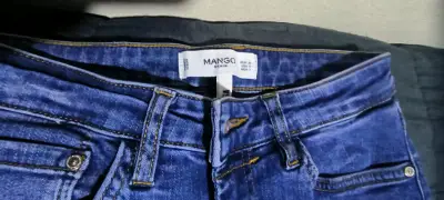 Jeans azul oscuro para mujer - miniatura 2