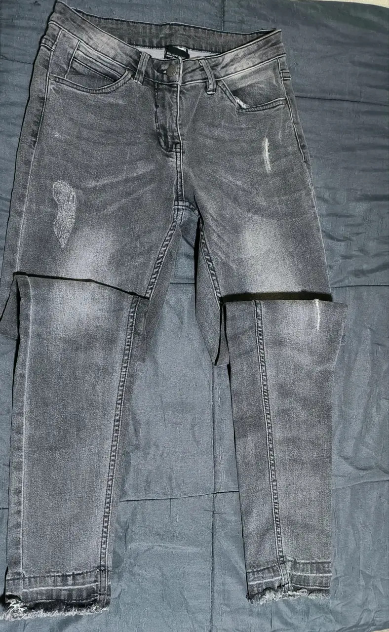 Jeans gris desgastado para mujer - 2