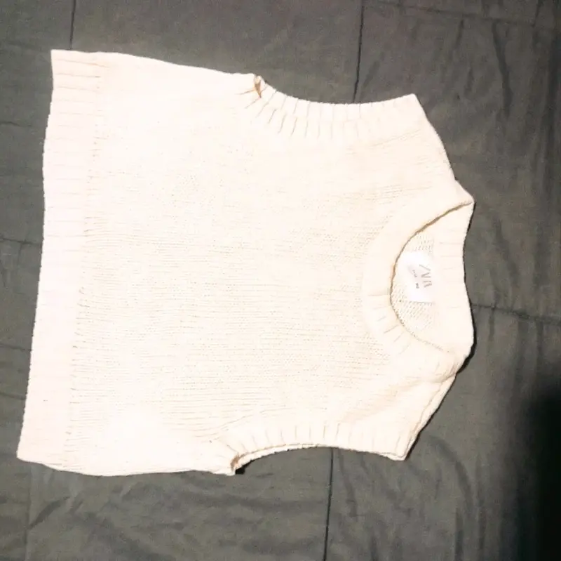Chaleco sin mangas Zara beige