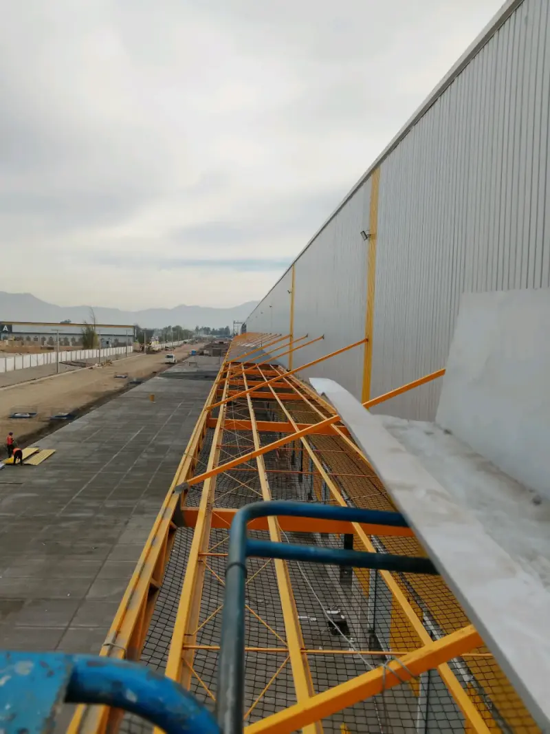 Trabajos de ojalateria