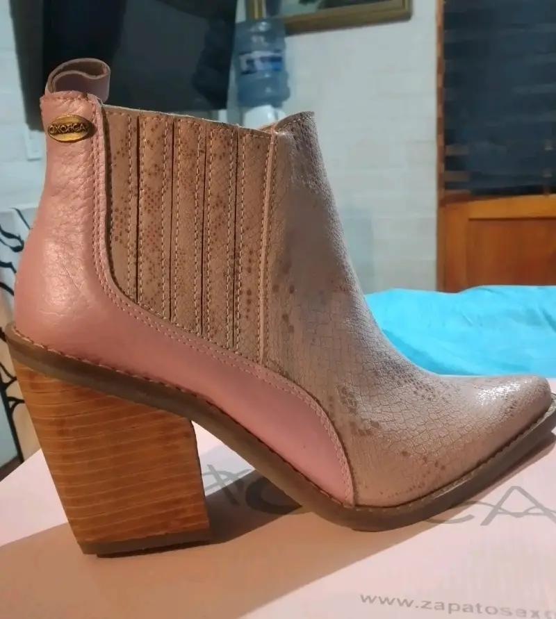 Botines Kelly Rosado Exótica de cuero - 4