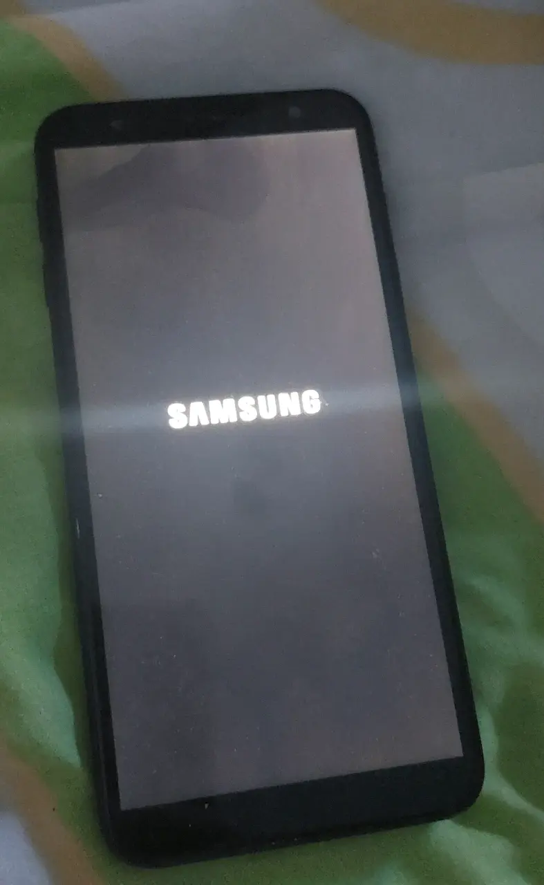 Samsung Galaxy J4 Core Android Go - 2
