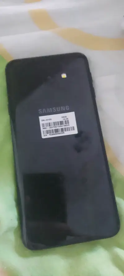 Samsung Galaxy J4 Core Android Go - miniatura 3