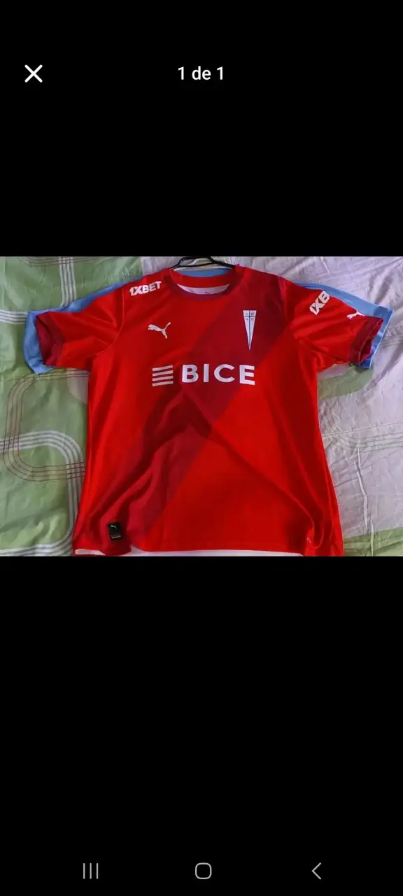 Camiseta roja Puma UC edición especial