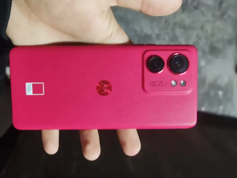 Moto edge 40 - 2