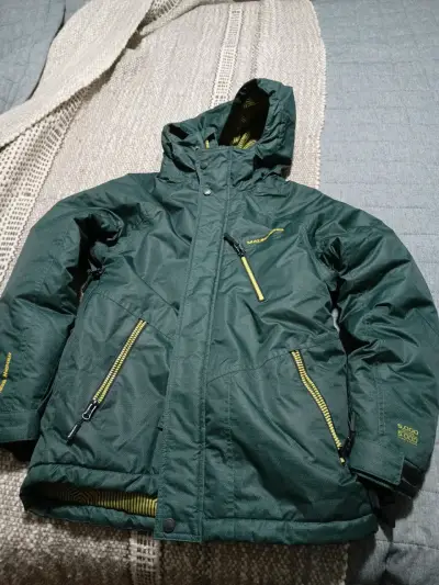 Chaqueta impermeable verde para invierno - miniatura 1