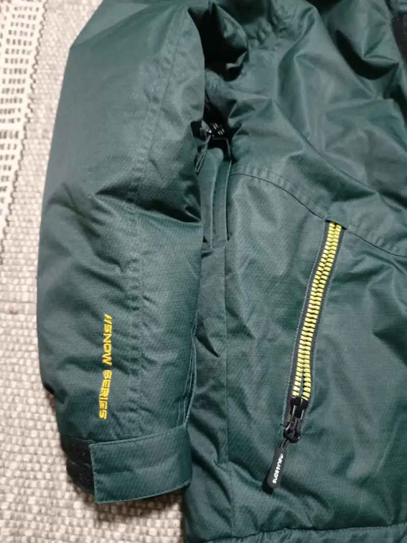 Chaqueta impermeable verde para invierno - 5